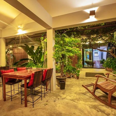 Sugarcane Chiang Mai Exterior photo