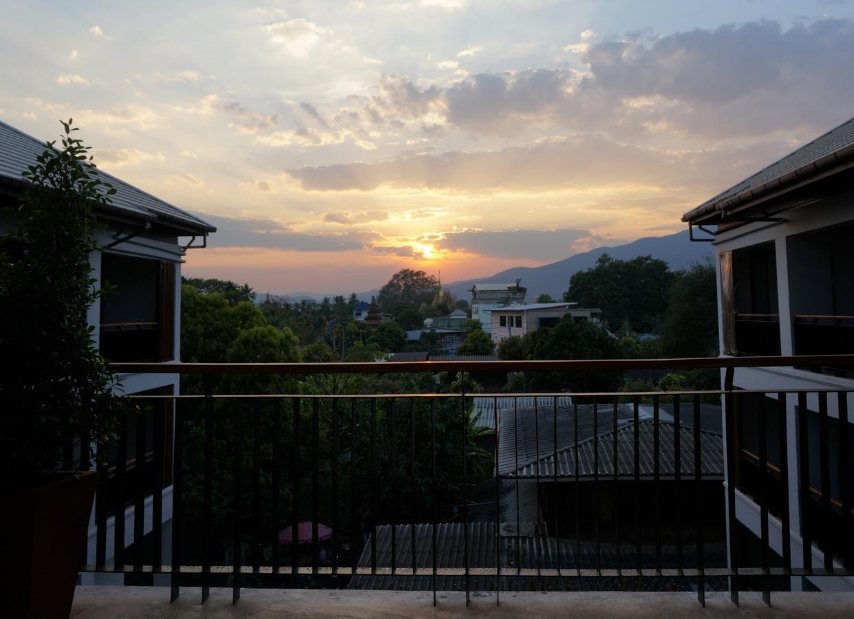 Sugarcane Chiang Mai Exterior photo